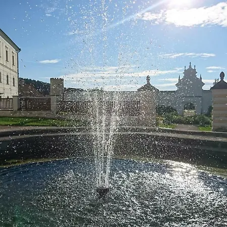Jakob Kern Gastehaus Im Stift Geras