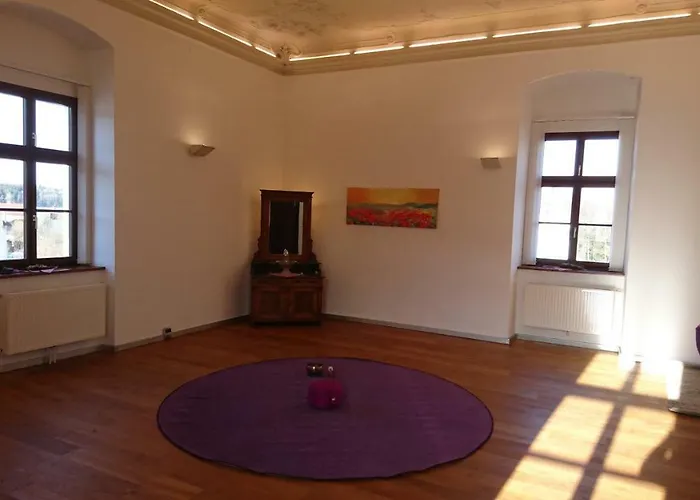 Jakob Kern Gastehaus Im Stift Geras